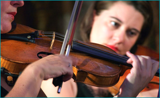 EndWithCare's tweet photo. Benefits of Music Therapy for Dementia Patients: Alzheimer’s disease and other types of #dementia can be isolating and upsetting for both patients and caregivers. But #musictherapy could be a promising way to help patients feel more connected and at ease.
https://t.co/Uy9WY2a1NK https://t.co/d5Jf1y8GBr