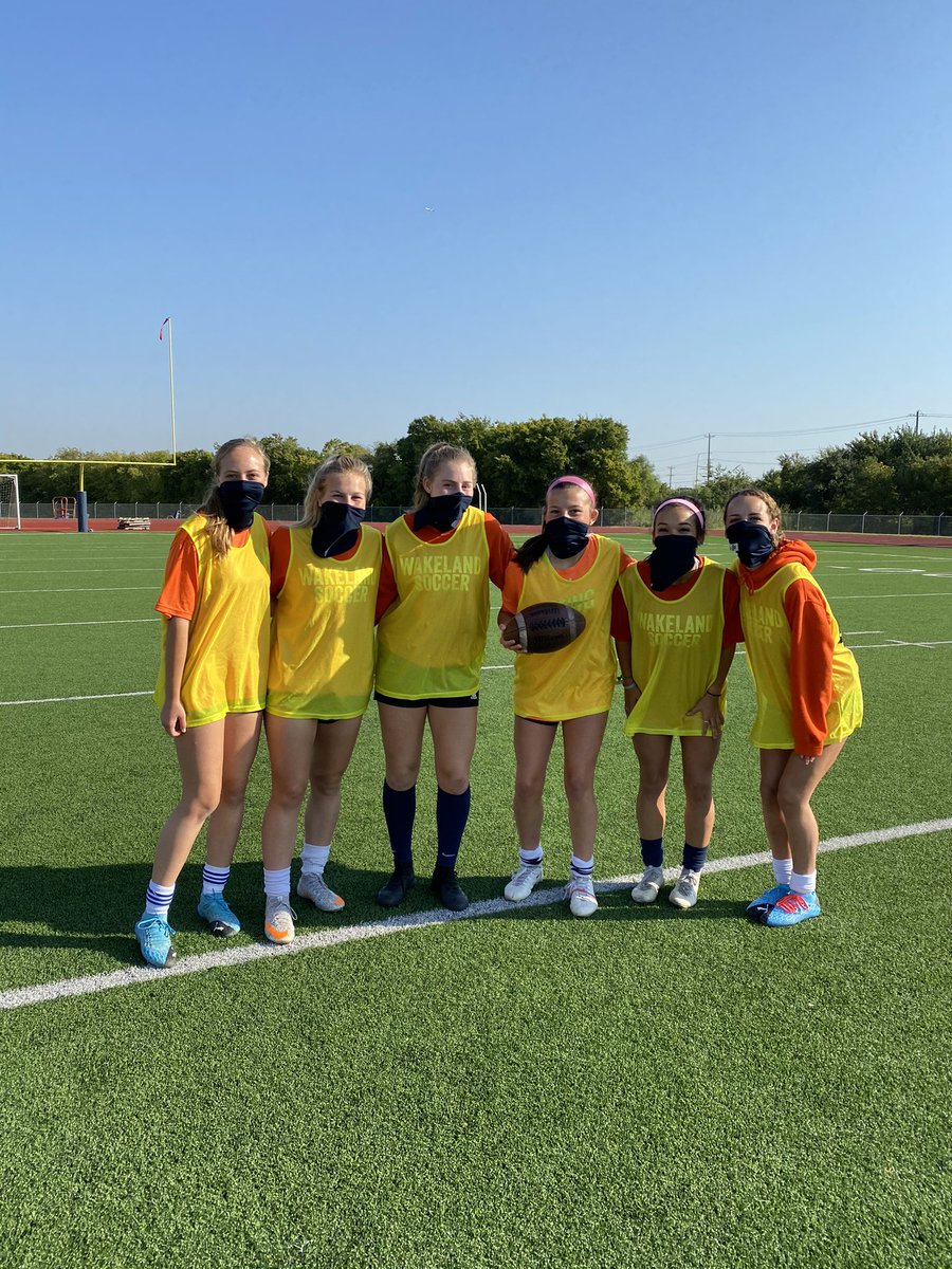 wakelandgsoc's tweet photo. Hoco Week Squad Field Goal Challenge Winners: Olympic Rejects! Freshman Rachel Perry w/ the 40 yard winner! https://t.co/kHQ4ylZVa1