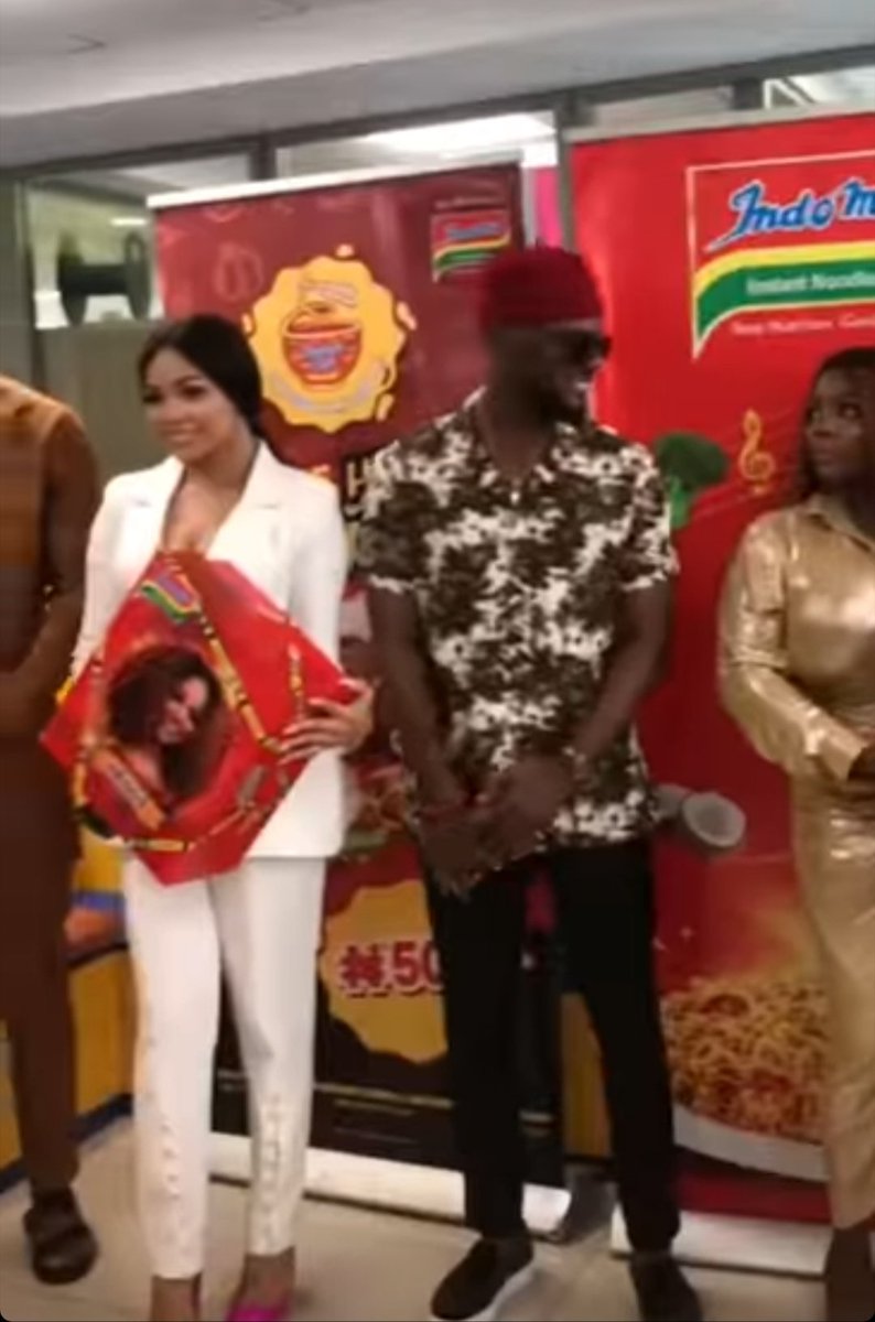 oge_vivienne's tweet photo. Congratulations @PrinceNEnwerem another bag secured #bbnaija #BBNaijaLockdown #indomieshareurstyle #PrinceTheStandard https://t.co/trsFx9YuJh