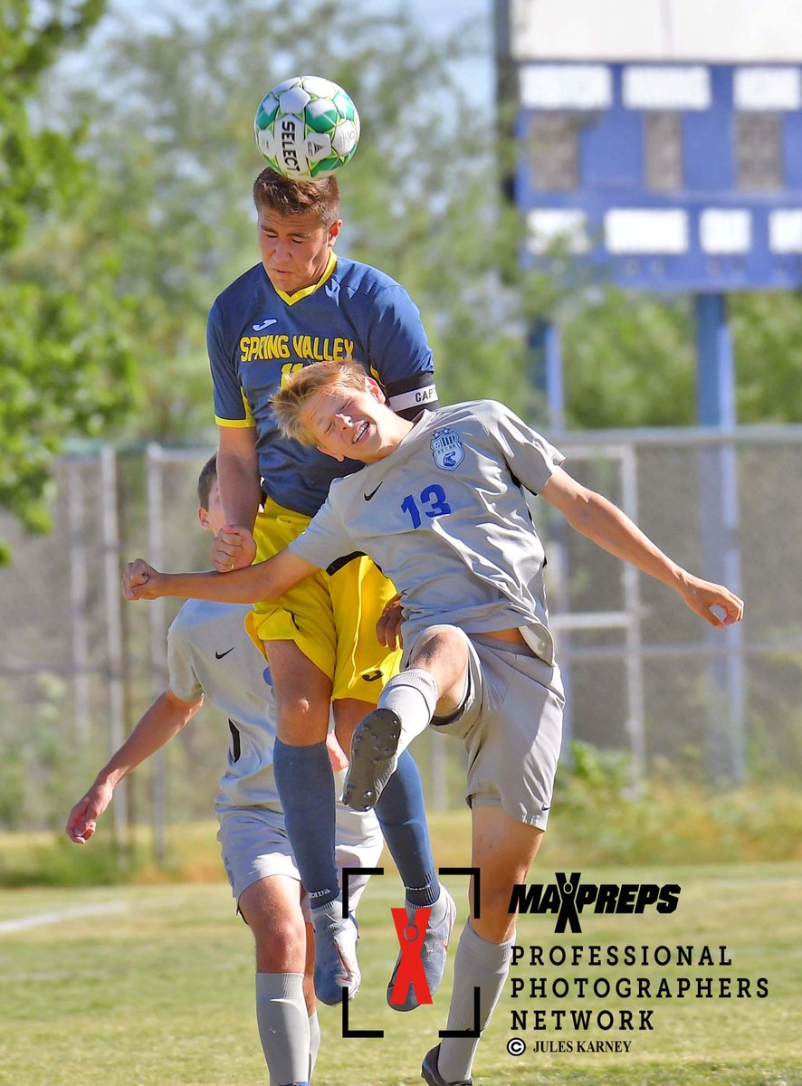 juleskarney's tweet photo. Green Valley vs Spring Valley 9-19-19 Action photos at https://t.co/obXoNISOaX https://t.co/9BHEmYrwYO @GreenValleyHS @YearbookGVHS @springvalleyhighschool #springvalleyhighschool https://t.co/PPngQcyPLI