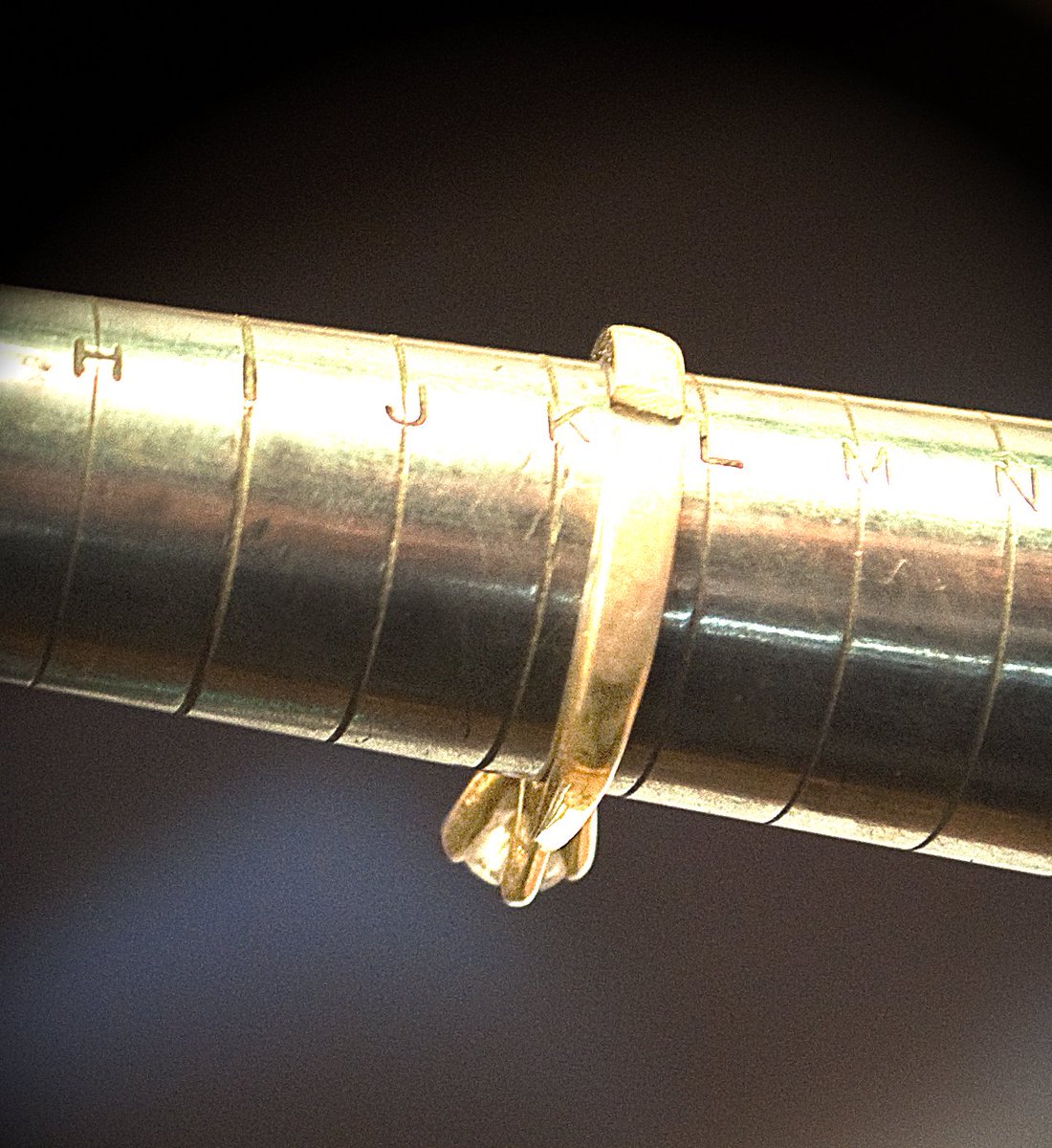 MakerMendsLTD's tweet photo. Jobbing Jeweller skilled in ring sizing, half shanks, chain repairs, re-tipping/re-building claws required at our workshop near Basildon. Full details https://t.co/bkjO3hdRZI
#jobbingjeweller  #ringsizing #jewelleryrepairs https://t.co/cVscSvNFPe