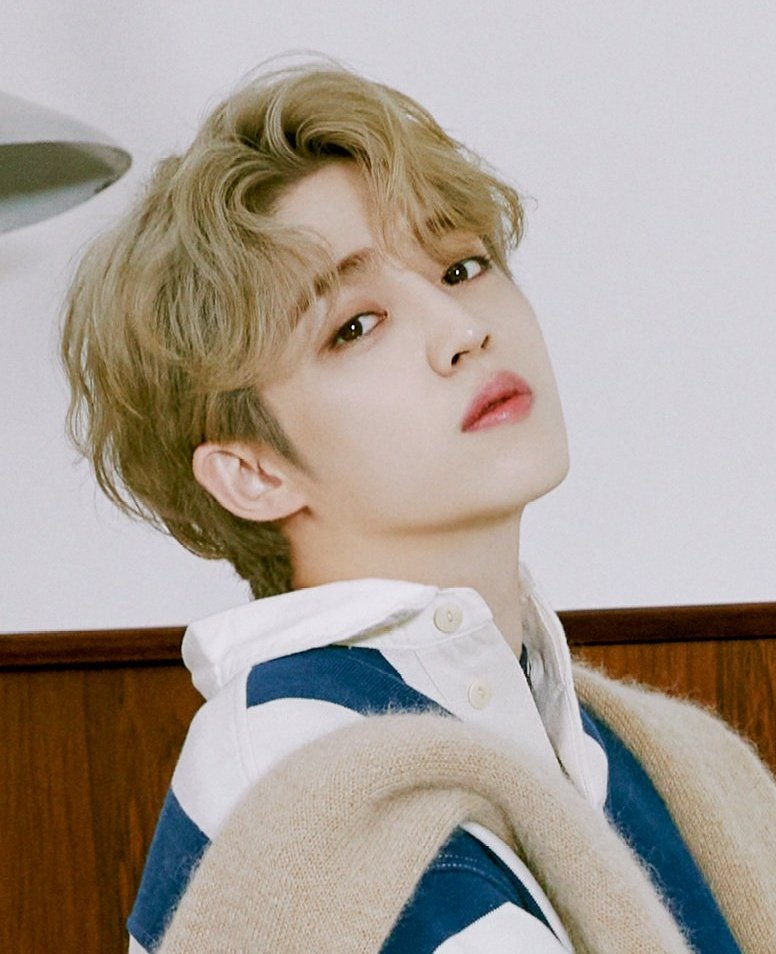 cherry_cheol88's tweet photo. 왕자님이세여?? 이렇게 잘생기면 내맘 어떡해 💘💘💘💘💘💘💘💘 https://t.co/zddyaFYE3n