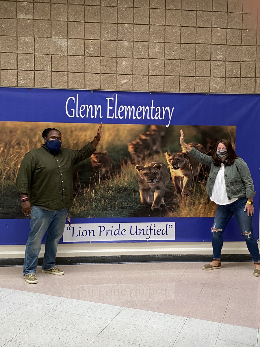 APtp_GES's tweet photo. When you and your work other half are totally in sync, air high fives and a pic are necessary...✔️ #APGameStrong #LionPrideAmplified #SOTR @drstacydstewart @pmubenga https://t.co/duprqkNbJh