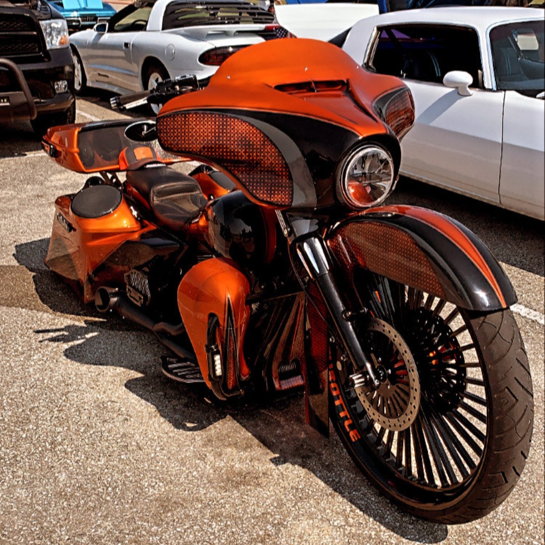 Smt_MachiningCo's tweet photo. Thanks you Allen Swank for using our #30InchWheel named #BigFatty on your #CustomStreetGlide build.
πππͺ
Turned out awesome you guys! https://t.co/wZv6IFi7HE