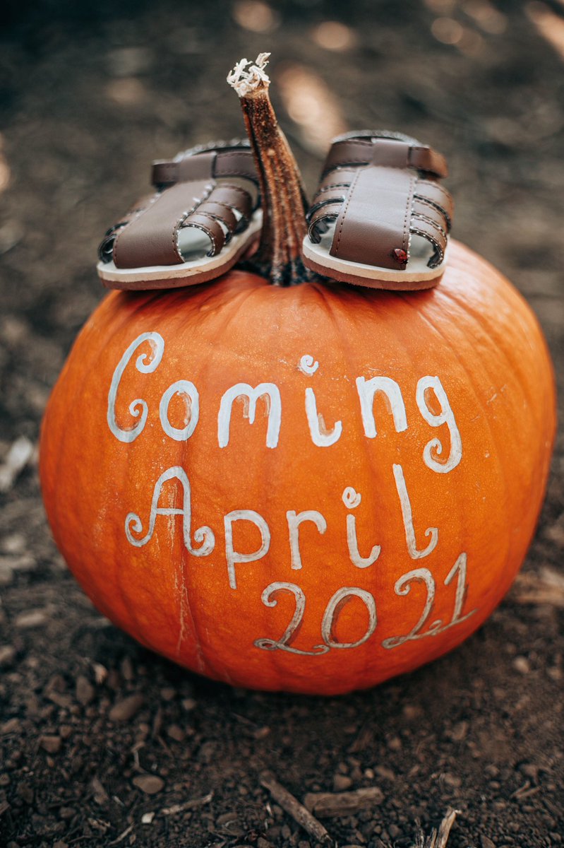 micanor95's tweet photo. Jocelyn and I are going to be parents!!!!!! I’m so excited for this next chapter. 2020 may have started out bad. But it sure is ending on a good note. I can’t wait to meet you. 💚 https://t.co/s9B93ZqtpL