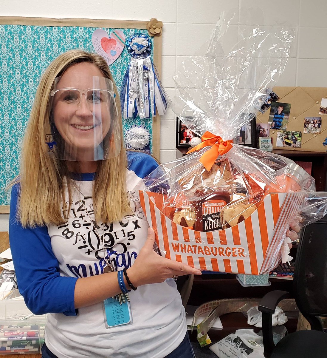 Congratulations to THS' Math, PALS and StuCo teacher, Mrs. Weems, who was recognized as The Whataburger Outstanding Teacher for a World Teacher's Day surprise! Thank you <a href="/Whataburger/">Whataburger®</a> for recognizing this outstanding teacher!! #TaylorPride247 #WorldTeacherDay <a href="/Taylor_StuCo/">THS Student Council</a>