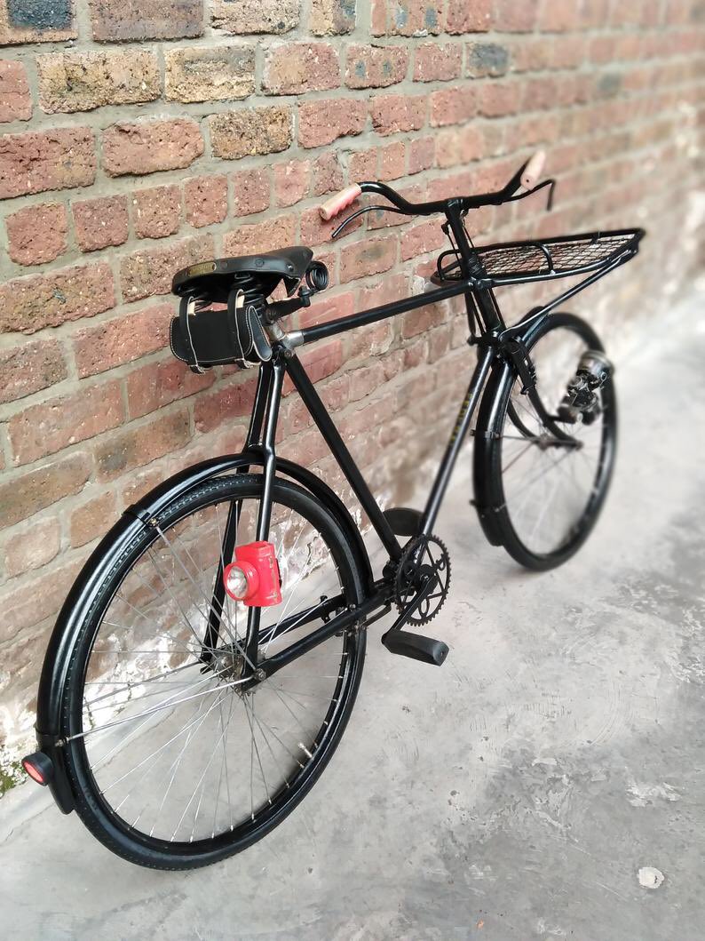 MendItForMoney's tweet photo. Know any postmen looking for a carbon neutral mail round?

Listing in bio.

#Antique #restoration #antiquerestoration #menditformoney #antiqueforsale https://t.co/4T2qiidOZr