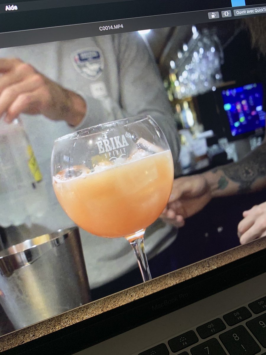 fauvel_paul's tweet photo. Demain, petite surprise sur #BPFCTV avec @DamienFachan en mode #bartender au #PQP avec un petit cocktail à base de @SpiritErika ! What else ? @BPFC24 https://t.co/S3zdRW3qUQ