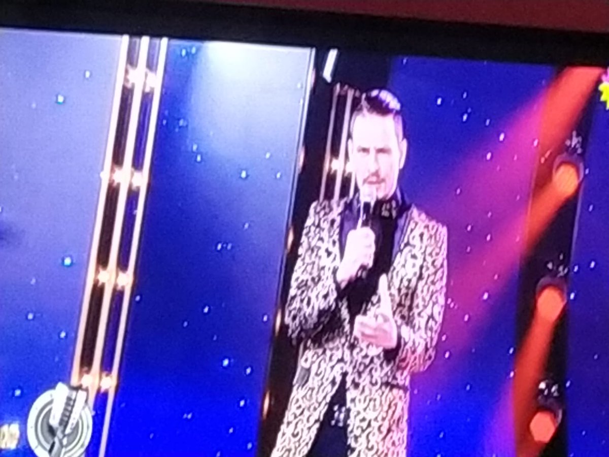 militaparista's tweet photo. QUEREMOS A RODRIGO TAPARI EN EL CANTANDO 
#rodrigoalcantando 
@AngeldebritoOk @cantando2020 @RTapari https://t.co/8vdzQ4qJ8T