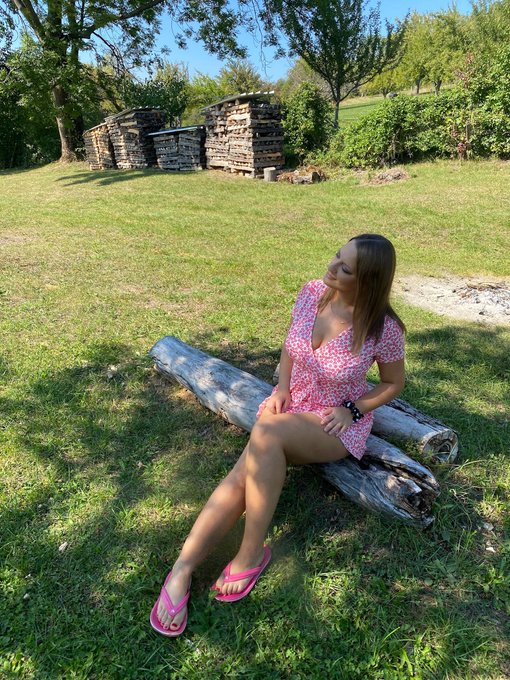 Bei dem tristen Wetter ein aufheiterndes Foto. Entstanden erst noch vor paar Wochen im September 😊 und<a href="/tag/lollipopo69"class="tags"><span>#lollipopo69</span></a>