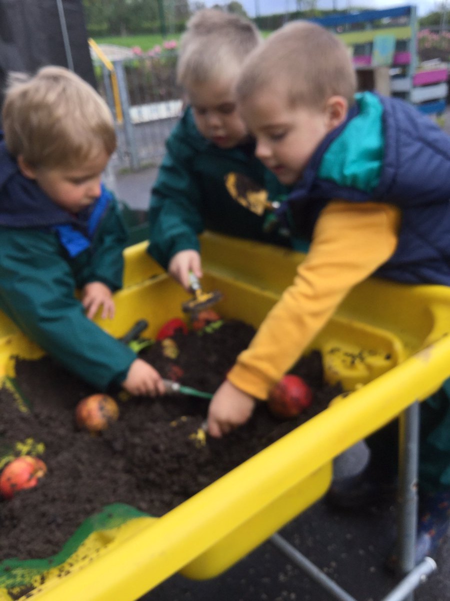 SFX_Nursery's tweet photo. A few of our nursery family noticed the vehicles had gone and were keen to build their own nursery.Some where over the rainbow is where our new nursery is going to be. J said “ It will bring colour and magic to the nursery. #1140newnursery #woodlandretreat https://t.co/lmBFFzJhjP