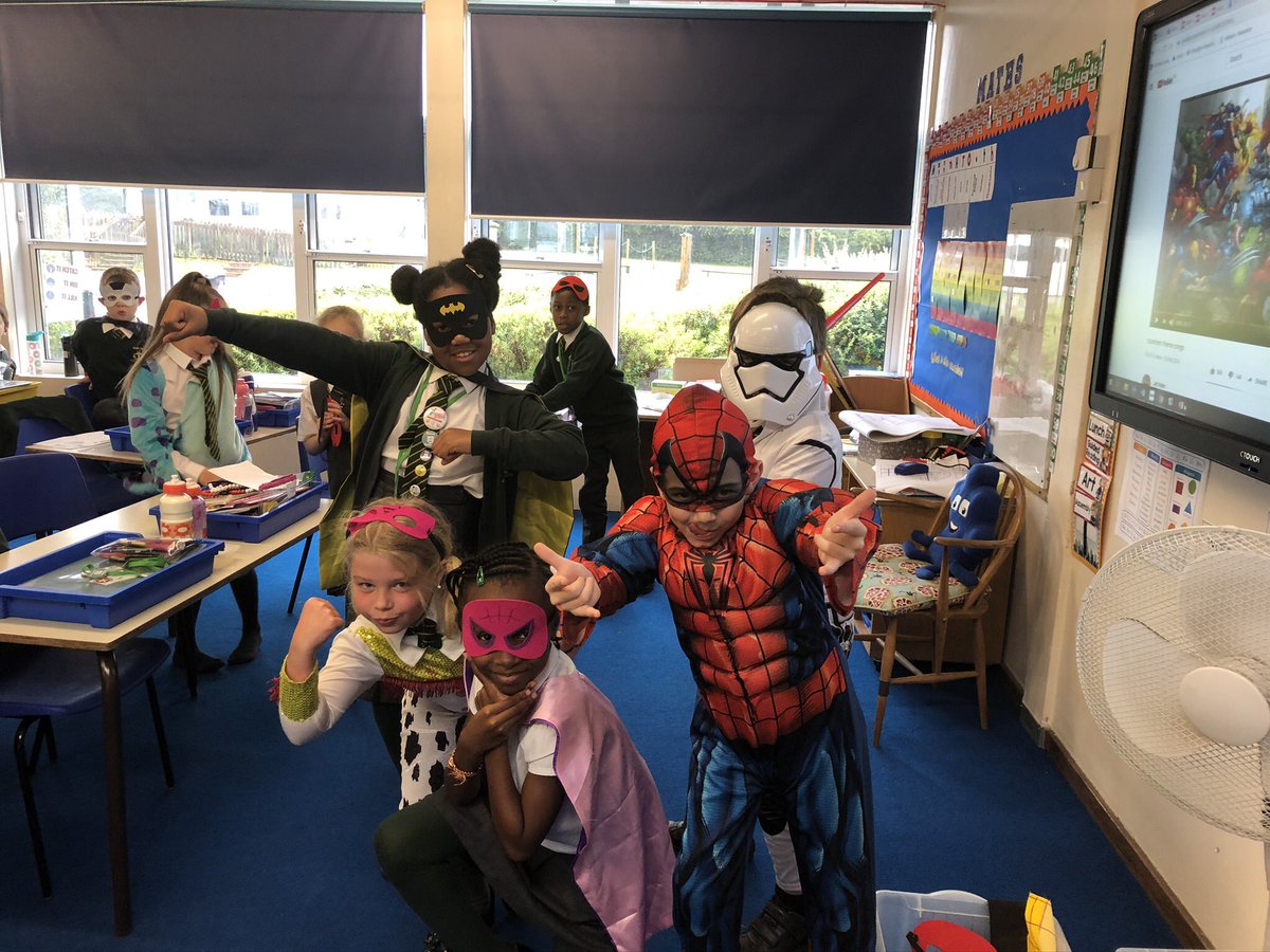 FairFieldJrSch's tweet photo. 4 Morpurgo’s energy crew hosted our virtual F Factor in style last week! Who will be in the F Factor this week? #ffjs #energy #success https://t.co/AkjXqW2Mvi