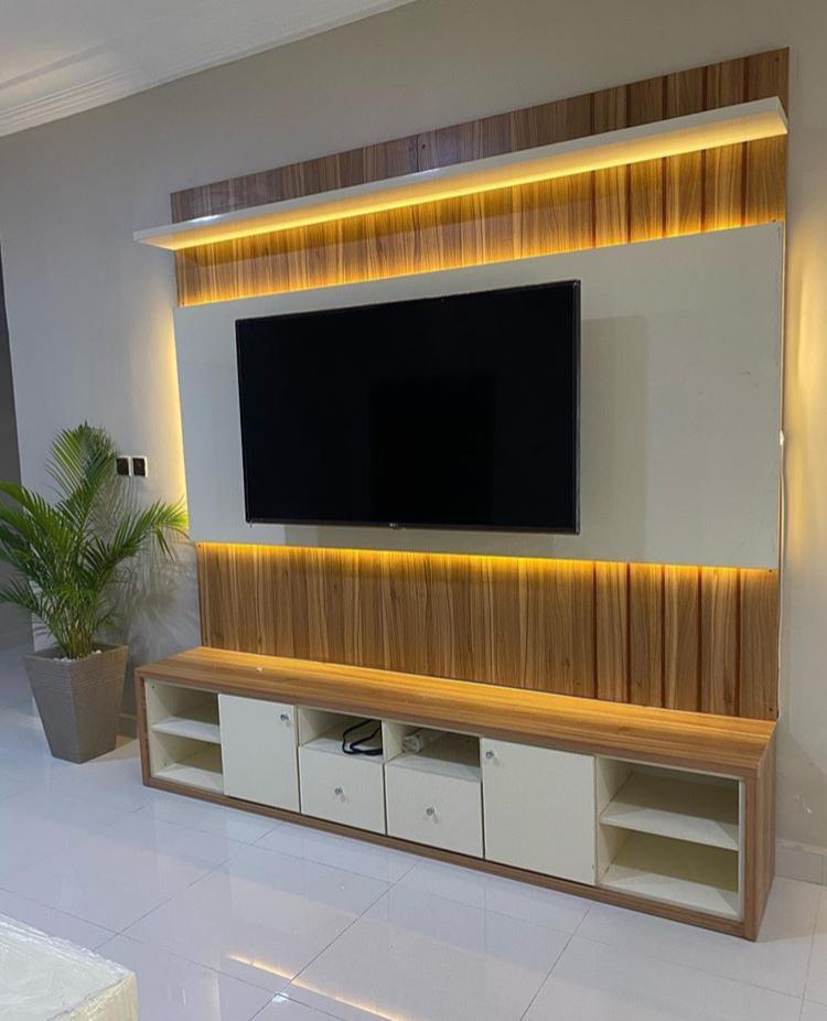 Otunba_Mark's tweet photo. @officialnairam1 Sleekynteriors has got you covered on all your interior worries at a pocket friendly price accompanied with excellent and superb quality delivery.
#interiordesigner #sleekynteriors #Consoledecor #livingroom #lagosibadanrail
#TuesdayThoughts #Nairamarley #iCONs #Kindly help RT https://t.co/iYqN4ztliH