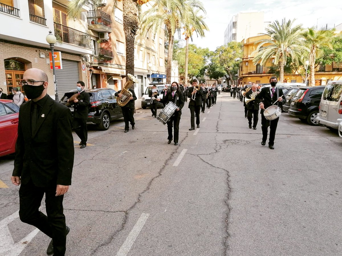 Diumenge vam poder reprendre la nostra activitat i vam portar la música als carrers de Picanya! 🎶🎵

#BandaUMP #UnioMusicalPicanya #UMPicanya #music #Picanya #Valencia #BandadeMusica
#musica