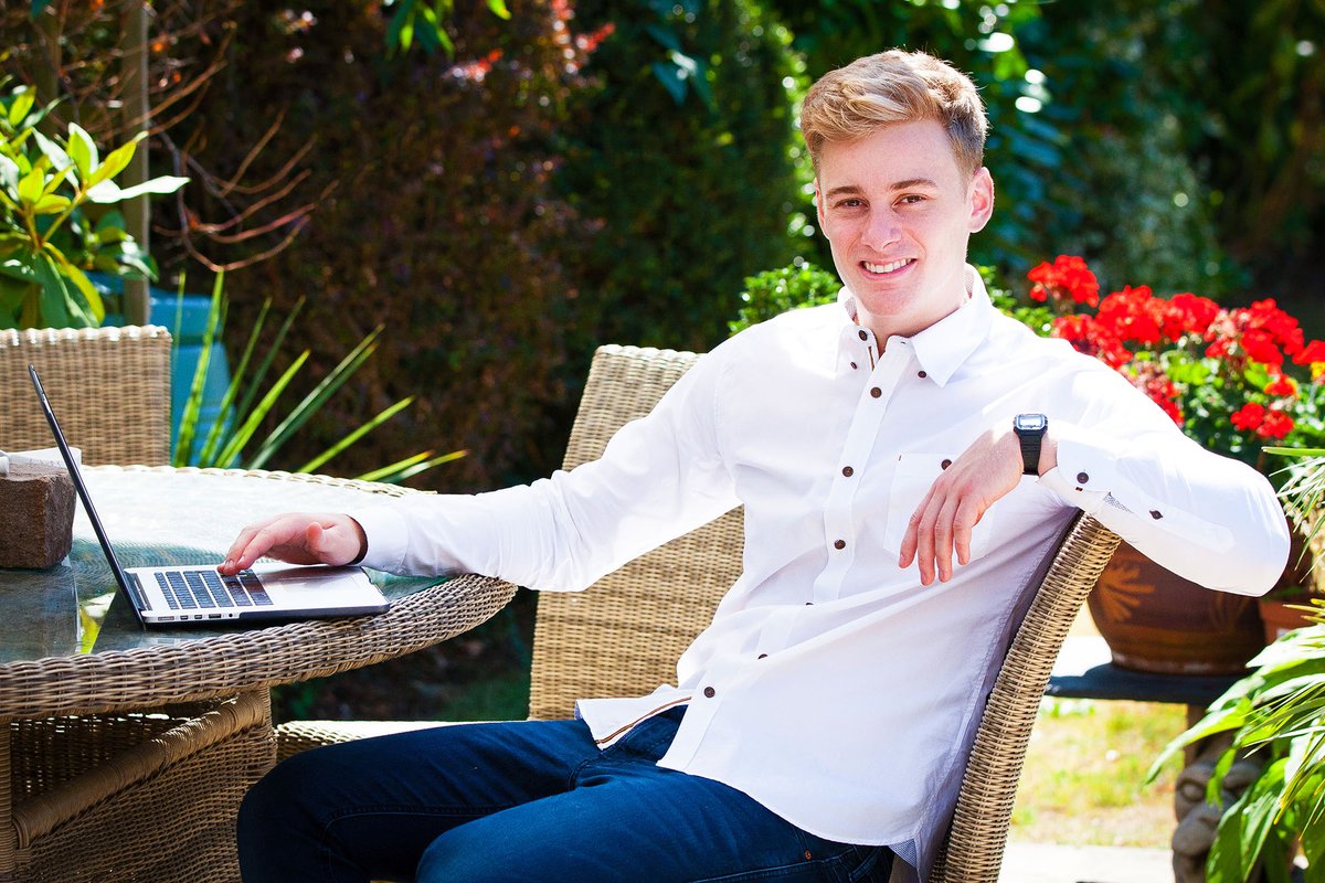 Calling all local business owners. I would love your opinion please. Complete this short questionnaire and as a thank you from me you will be entered into a free competition / giveaway to win a super brand photo shoot for your business, worth £995.  bit.ly/2SpzGB0