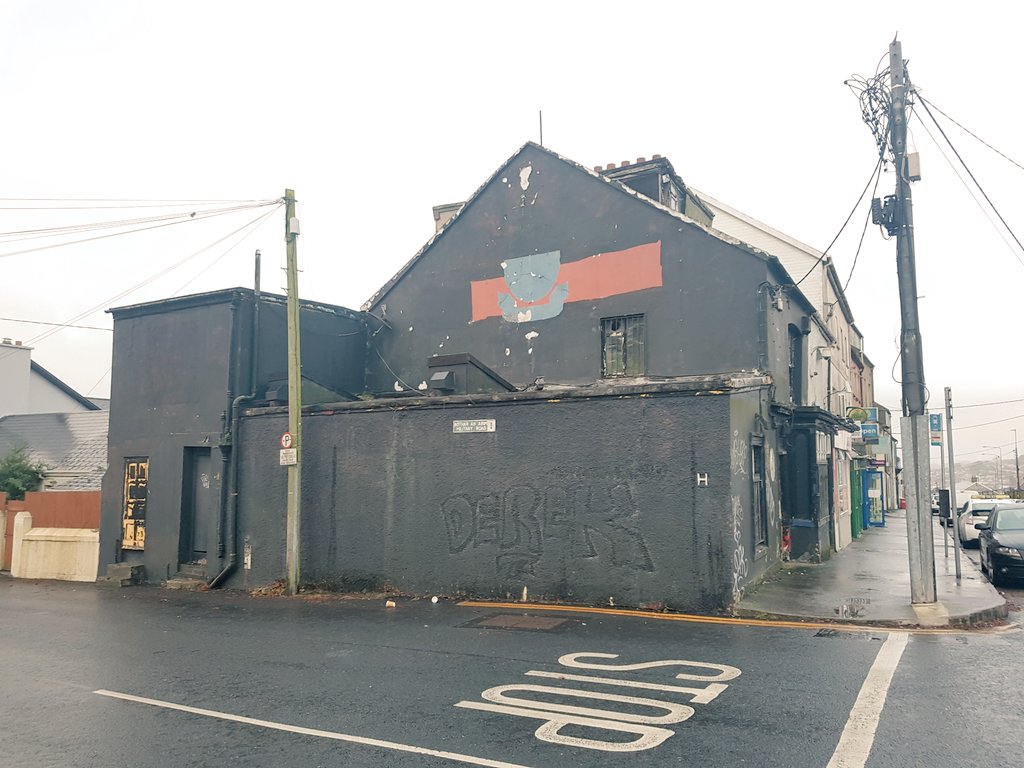 this lovely property has been empty for a long time, great location toosad to see it slowly decay, one of many in Cork city No. 116 on this thread  #regeneration  #not1home  #economy  #dereliction