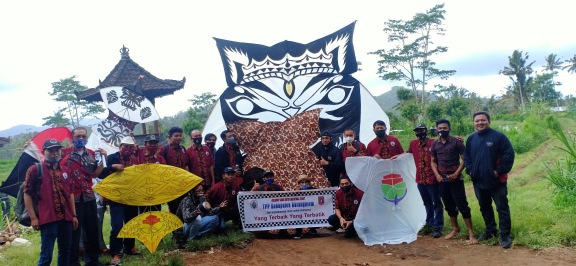 Gebyar layang-layang batik bersama Pasukan Pendekar (Pendamping Desa Karangasem) 
Dari Pendamping Desa, untuk Indonesia 

#gelatikdesa
<a href="/jokowi/">Joko Widodo</a> 
<a href="/halimiskandarnu/">ABDUL HALIM ISKANDAR</a> 
<a href="/budiariesetiadi/">budi arie setiadi</a> 
<a href="/taufikmadjid/">taufik madjid</a>
@fachrilabalado 
@kemendespdtt 
<a href="/tppkemendes/">TPP KEMENDES</a>
<a href="/TPPBali/">TPP Bali</a>
<a href="/TPPIKarangasem/">TPPI Karangasem</a>