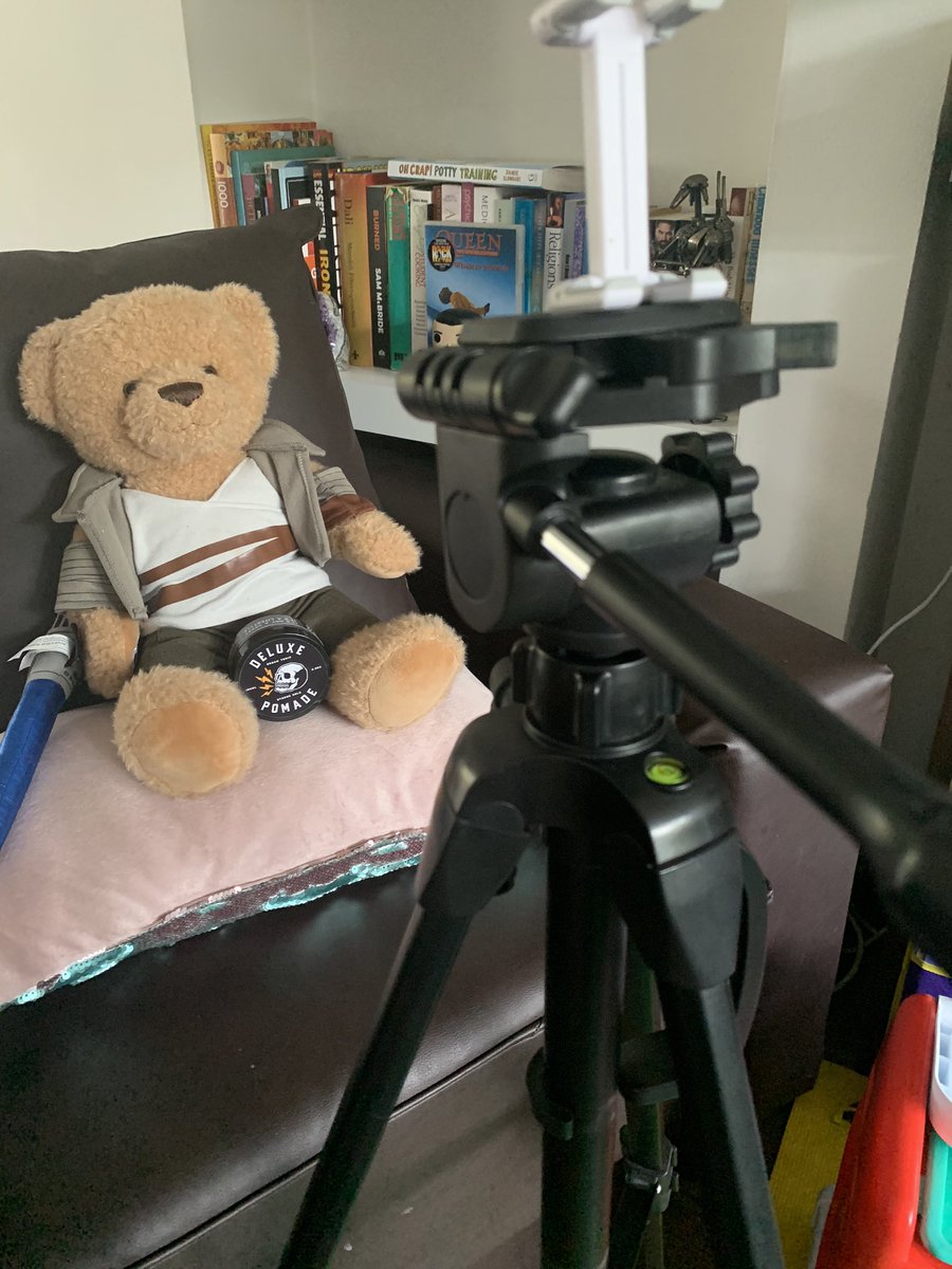 KirstenElder's tweet photo. Ted is my film model today. He is great. He stays still, doesn’t talk back and is free. Covid times, blah, blah, blah #filmmodel #practicemakesperfect #alwayslearning #freelancer #videojournalist #producer #film #smartphonevideo #editing #ivenotlostmymind https://t.co/Z419tOeBK9