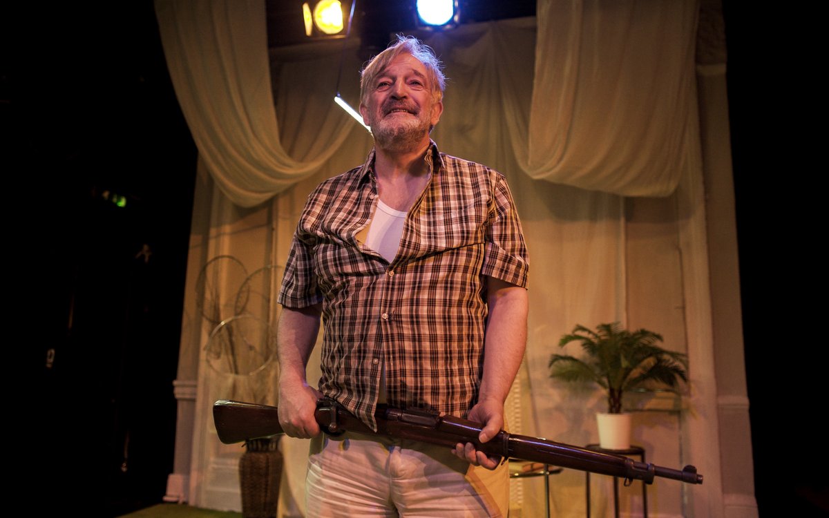 finborough's tweet photo. Tomorrow is the last day for you to catch our #OnComm award-winning production of Rolf Hochhuth's DEATH OF A HUNTER online for free: https://t.co/wamtvIZxZB

Donate and share our Crowdfunder appeal. Runs until 8 Nov, every penny goes to support our future: https://t.co/doEFA74NdM https://t.co/e7i1D3ESC5