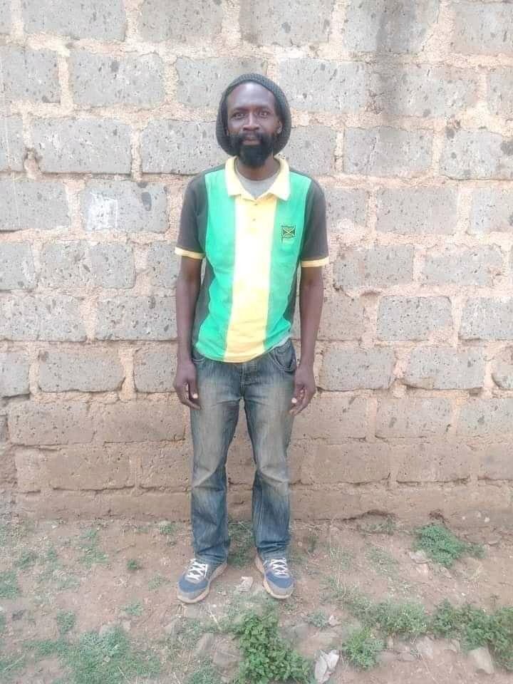 Former Harambee stars defender Zablon Amanaka 😭😭😭😭😭😭😭 <a href="/kipmurkomen/">KIPCHUMBA MURKOMEN, E.G.H</a> ,I wish twitter Family can come together for him just like in Lolani kalu case,People are Suffering out there 😭😭😭😭🤔🤔