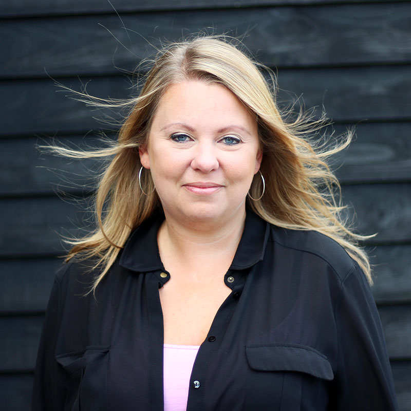 Wishing the lovely Ali Catlin a happy ten-year Airwave anniversary today.

Perhaps the finest customer services assistant in West Sussex, Ali's cheerful disposition and skill in the manufacturing of themed sock-monkeys, shines brightly in the office.

#anniversary #airwavefamily