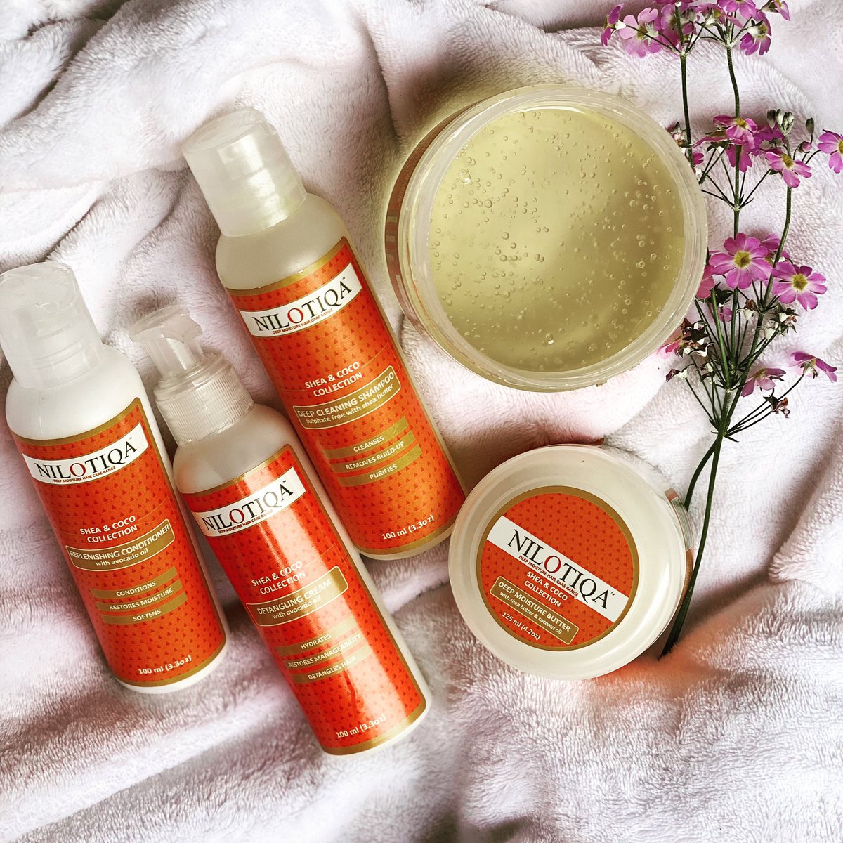 nilotiqa's tweet photo. Itβs the first touch, the first smell ... the feel in your #Hair when you use @Nilotiqa #HairCare
Share your first #NilotiqaExperince with us and stand a chance win 1 of 5 #MiniEssentials #GiveAway
#MyFirstNilotiqaExperience ends October 16 https://t.co/uU1koQdcaG