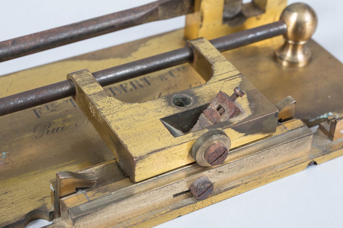 MuseeMiv's tweet photo. Frédéric #Triebert’s #Double Reeds Making Machine (1813-1878) acquired by @MuseeMiv in 2019 is one of only two known copies.
#Normandy #Eure #oboe
@IcomOfficiel @VandorenParis @Marigaux_Paris  
@reseaudesmusees
@eureennormandie
@connselmerinc https://t.co/QX1TIiV1AA