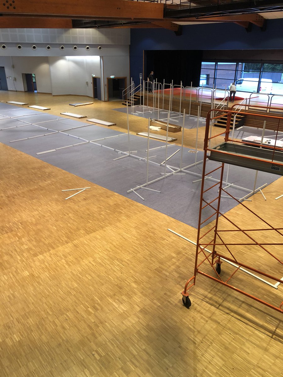 Futuralps's tweet photo. J-2.. Ça prend forme !! Un salon repensé, des allées élargies, distanciation sociale sur les espaces conférences... La sécurité sanitaire est notre priorité !! #progi20 https://t.co/4QnZlgDyae