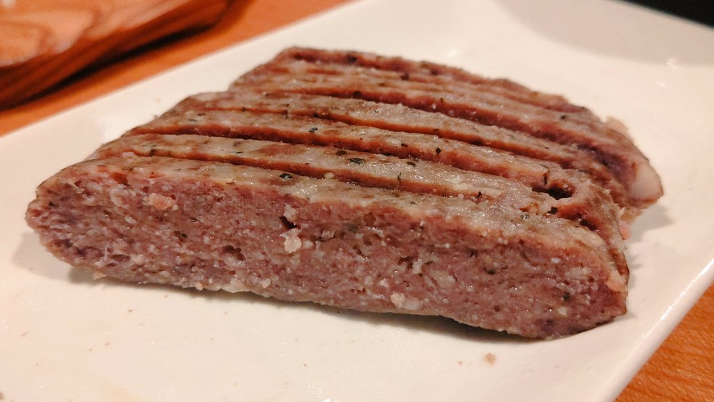 鹿サラミがうまいんです😚

ちょい炙っていただきます🍴🙏