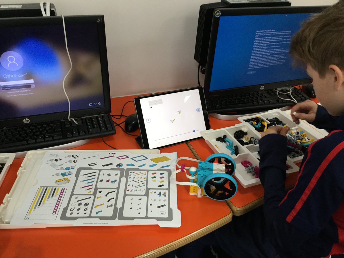 TechnologyDHS's tweet image. Our year 7 and 8 #CodingAndRoboticsClub have had a wonderful few weeks exploring our #new #LEGO #SpikePrime kits! Watch this space for the challenges they will be doing over the next few months! #Coding #Robotics #WeLoveCoding