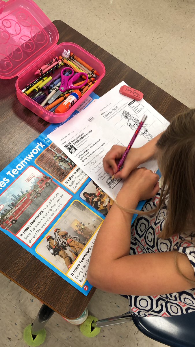 BESclarkhp's tweet image. Fire safety with our Scholastic News 🔥👍🏻🧑🏻‍🚒@BostianES