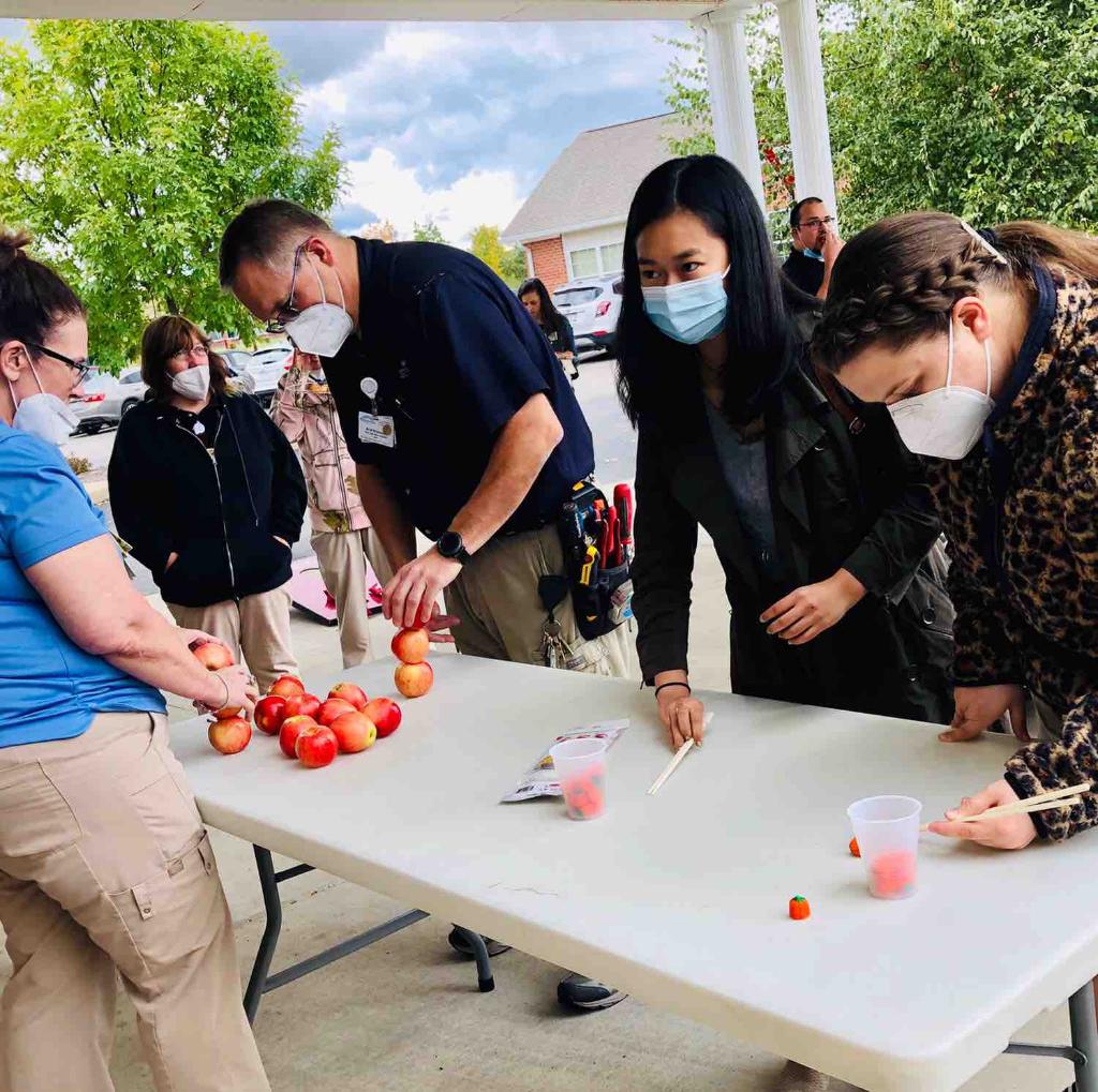 Hearthstone_HC's tweet photo. Last week our team here at Hearthstone was able to enjoy a day of tailgating fun during our September ER3. https://t.co/ivgoySS1QM