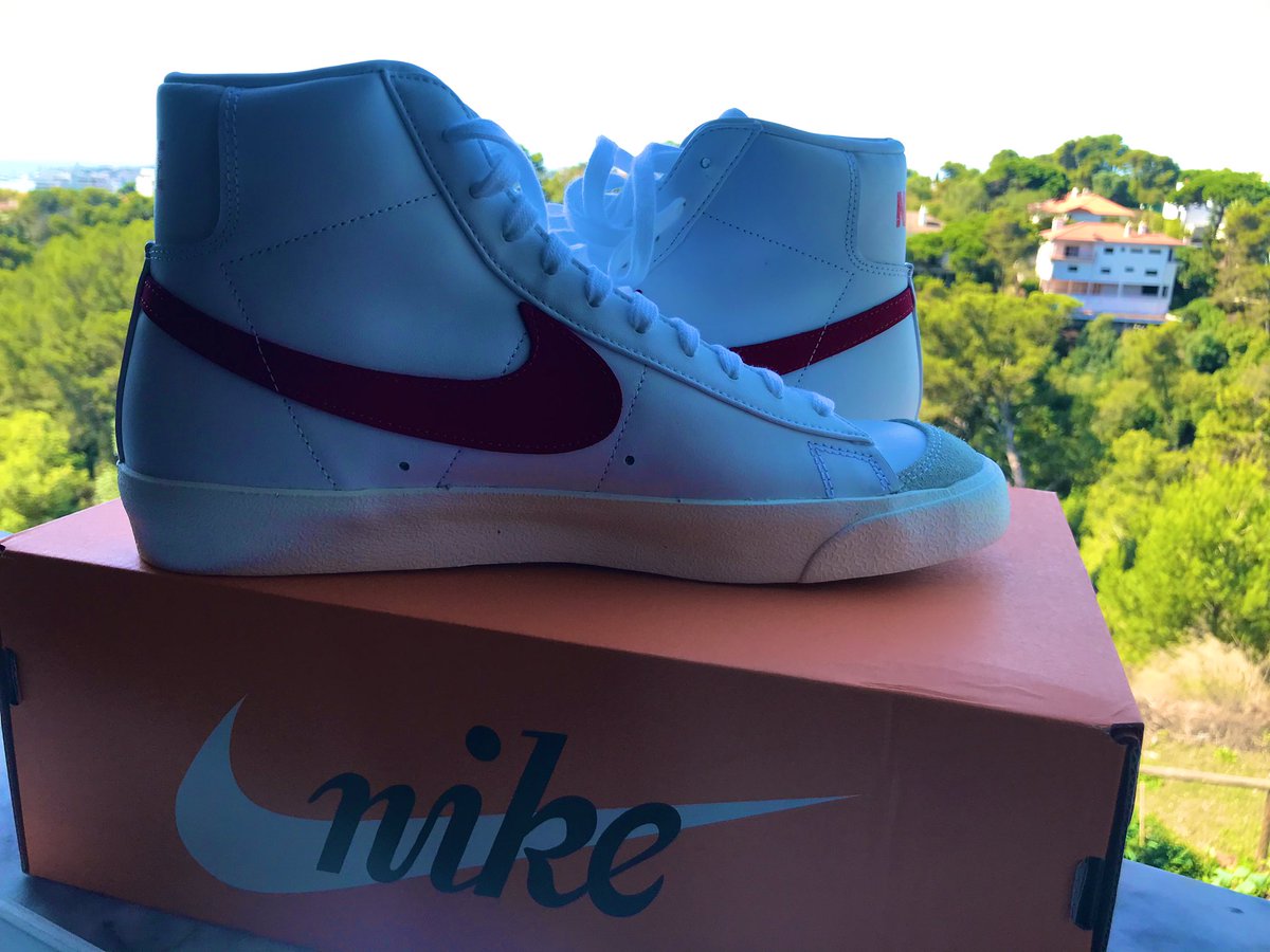 meetthewulf's tweet photo. Os meus Blazer ganharam a corrida das encomendas desta semana e foram os primeiros a chegar 😍😍😍😍 bem vindos!! 🖤
#Nike #Finallygotthem #vintageNikes #Blazer #Mid77 https://t.co/kmEFVbnujz