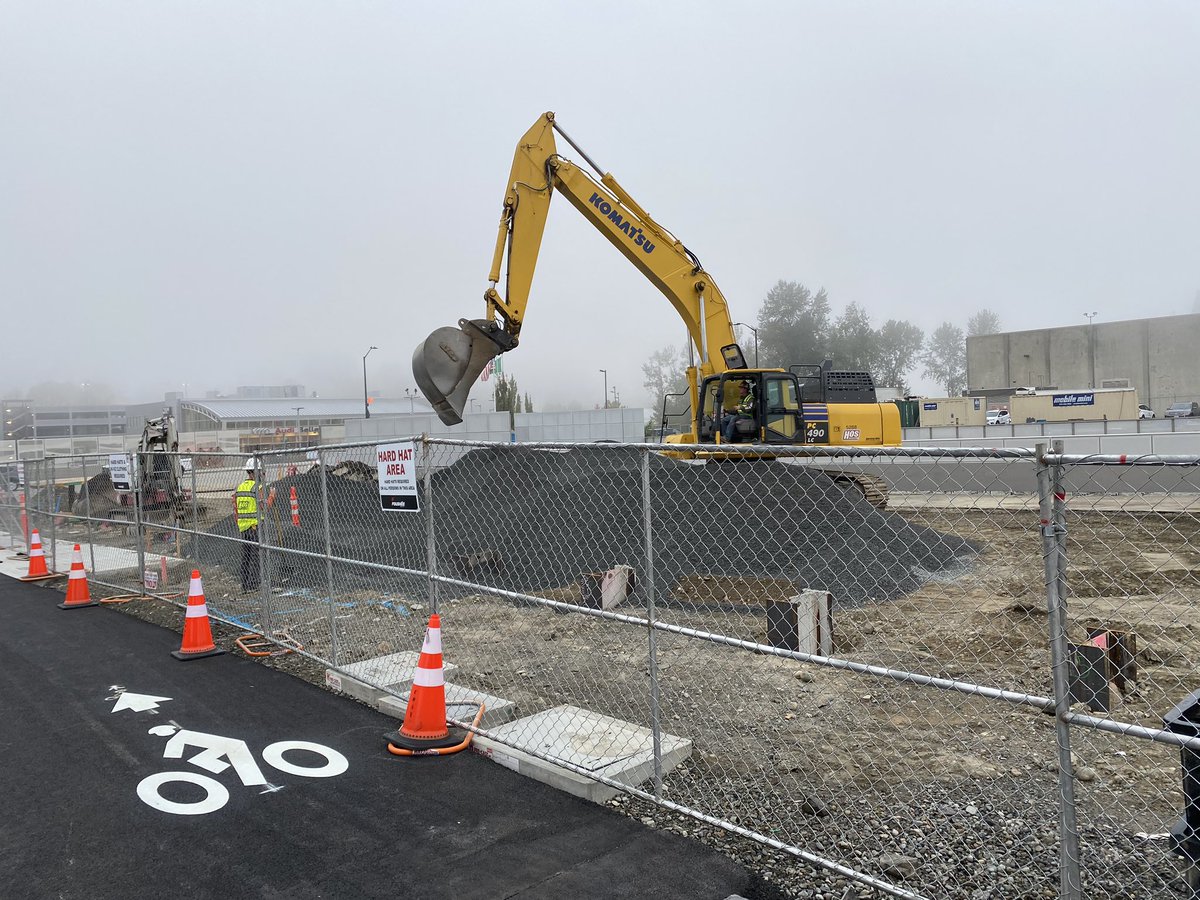 City of Bellevue Transportation Department (@bvuetrans) on Twitter photo More scenes this morning from the Spring District in BelRed, where NE Spring Blvd opens to the public today at noon <a href="/BvuePD/">The Bellevue Police Department (WA)</a> More scenes this morning from the Spring District in BelRed, where NE Spring Blvd opens to the public today at noon <a href="/BvuePD/">The Bellevue Police Department (WA)</a>