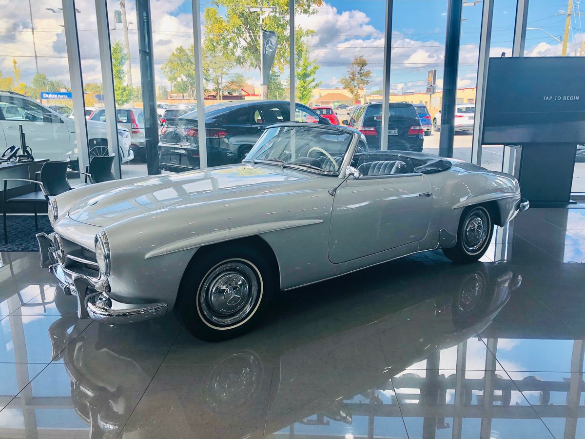 mbclubcanada's tweet photo. A beautiful classic Mercedes-Benz 190SL at @MercedesBenzLDN  #mercedesbenz #mercedes #benz #classic #190SL #thebestornothing #dasbesteodernichts #mbcanada #mblondon #finchautogroup https://t.co/sUs3dZIXcH