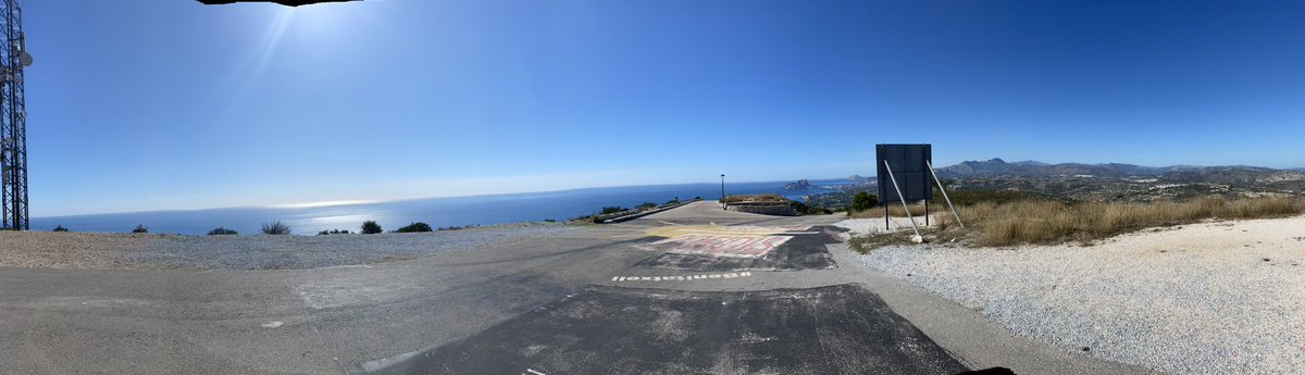 The summit. Not passed a soul the whole way up! Strange times 😳