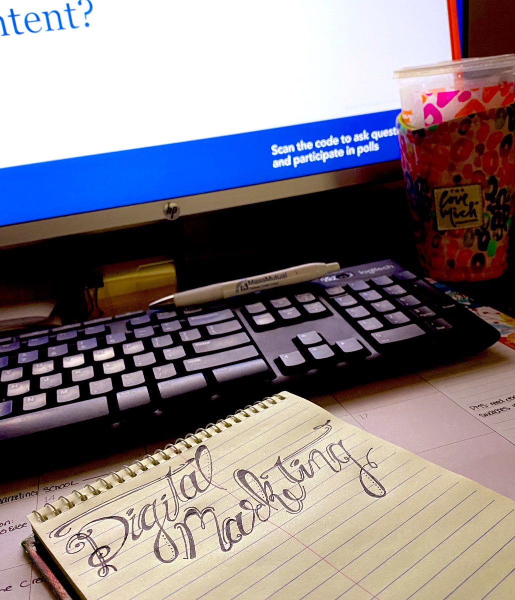 Jaci729's tweet photo. Coffee? Check. Notebook? Check. I’m ready! #CunaDMVS #iRunOnDunkin #iLikeToDoodle https://t.co/lrJWjFESBE