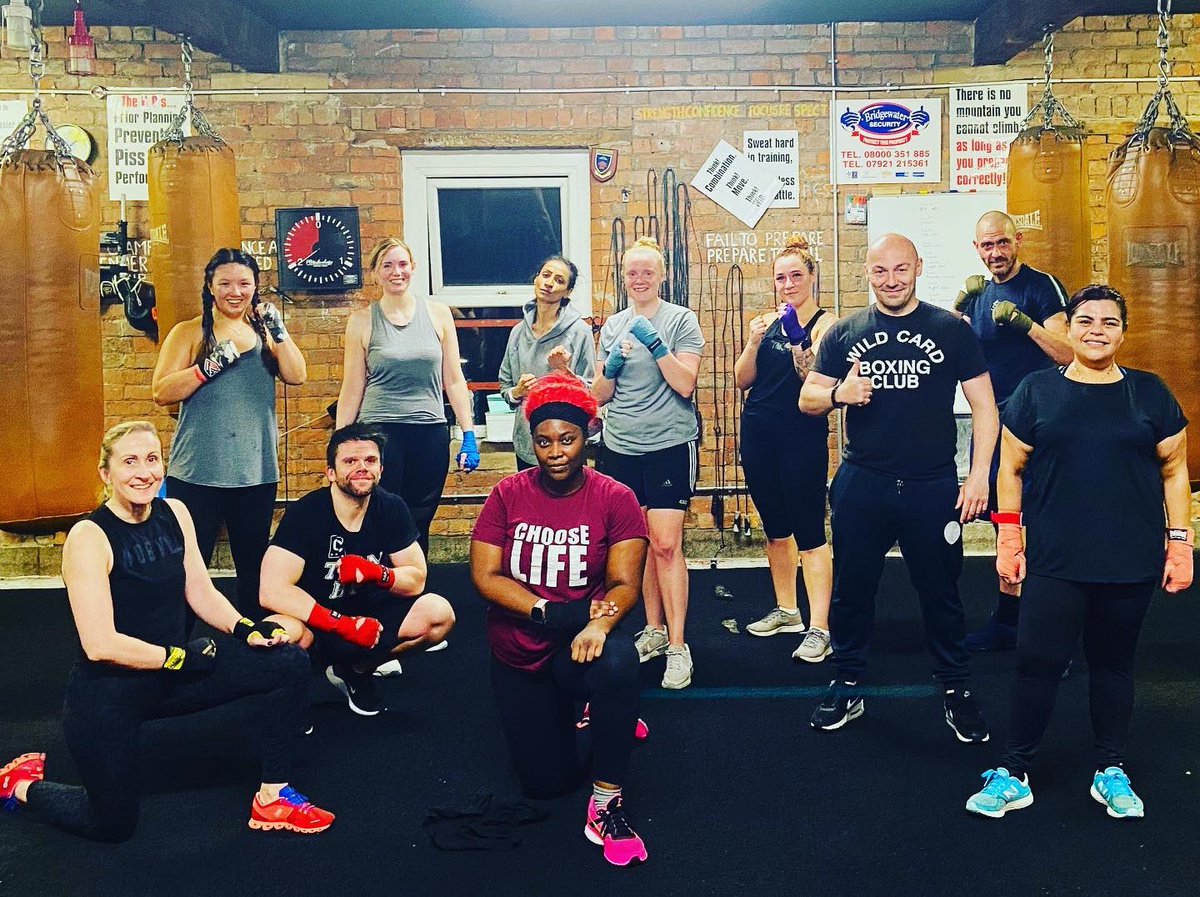 ricmoylan's tweet photo. The guys were at it again last night. Staying ready for Charity Boxing Nights #cbn20 https://t.co/20WJUIRDtG