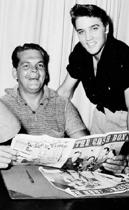 lacuevacultural's tweet photo. #Efemérides #LaCueva 6 de octubre de 1917. Nace Bob Neal. Fue un promotor de música country que dirigió a Elvis Presley, Johnny Cash, Sonny James y Tom T. Hall, entre otros. Fue el segundo mánager oficial de Elvis en 1954. Murió a los 65 años.
#BobNeal #ElvisPresley #rock https://t.co/faGtAENqJM