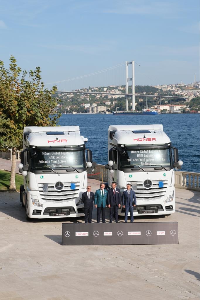 Yeni Mercedes-Benz 
HESKA Motorlu Araçlar Ankara Bayiliğimizin Türkiye ve Avrupa da yılın En büyük 300 adetlik Mercedes-Benz marka Actros 1848 LS çekici satışını HÜNER A.Ş grubuna gerçekleştirmiş olmanın mutluluğunu ve gururunu yaşıyoruz