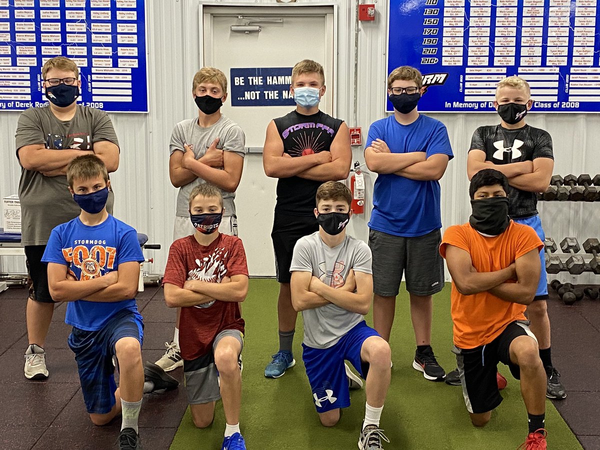 JonBos38's tweet photo. 8 8th graders and 1 freshman getting after it 4 days a week at 6:15am.  Good group that is working hard and building for the future. Thank you gentlemen and also thank you Mr. Phillips for helping me every morning!!! 
#WinTheDay @hpccoachwood @martinp138 https://t.co/RQKZAPXkzk