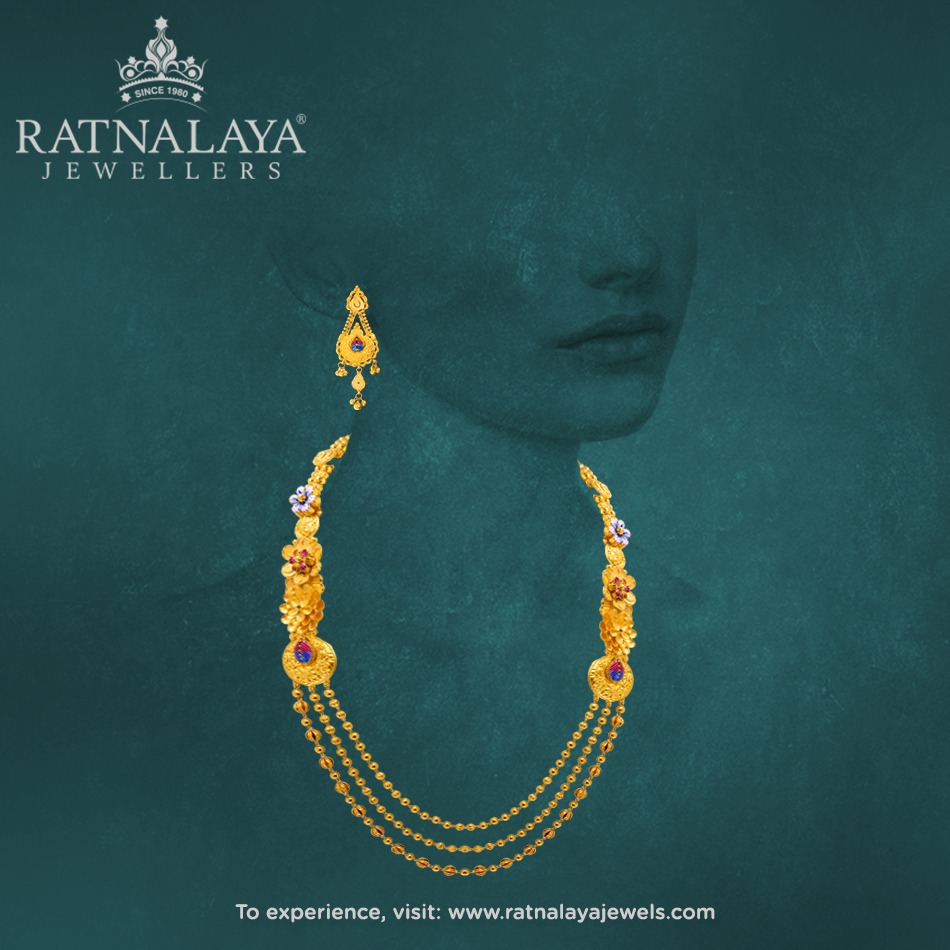 ratnalayajewels's tweet photo. Introducing an all new Try On experience! Flaunt the spark of the jewellery that perfectly matches your vibe at your comfort, with Ratnalaya Jewellers virtual try on feature.
#ratnalayajewellers #jewellery #jewellerystore #mirrar #virtualtryon #tryonfeature #patna #bihar #india https://t.co/G7cXUBNcTk