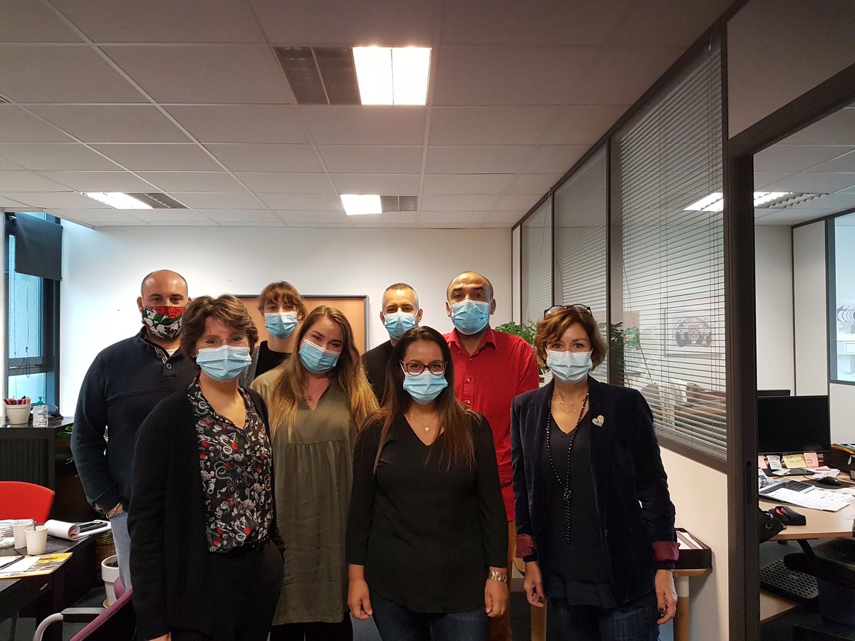 <a href="/enedis/">Enedis</a>_rhod Merci à  l équipe  <a href="/PimmsLyon/">Pimms Médiation Lyon Metropole</a> pour son accueil ce matin!🍵🥐 @enedis, fier d'accompagner  cette association engagée l accompagnement des usagers au quotidien. #inclusion sociale et numérique !👫🖱