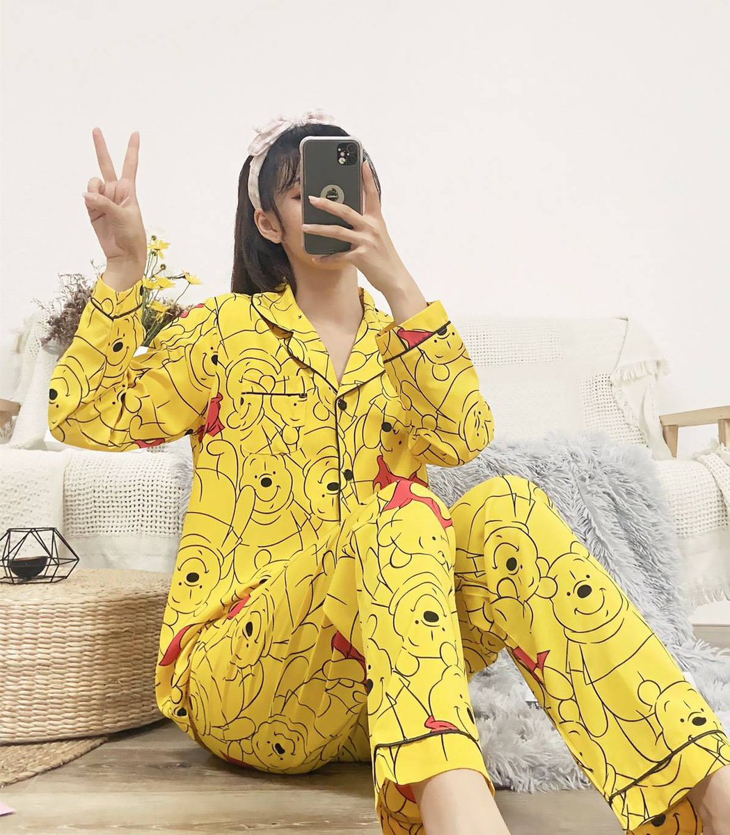 Bhan_wela's tweet photo. #ชุดนอนพร้อมส่ง
270บาทฟรีEMS
 #ชุดนอน #ชุดนอนลายทาง #ชุดนอนเกาหลี   #ชุดคลุมอาบน้ำ  #ชุดนอนผู้หญิง #ชุดนอนลายชินจัง   #ชุดนอนชาย #ชุดนอนผู้ชาย #ชุดนอนคู่ #ชุดนอนลายคิตตี้ #ชุดนอนคู่รัก  #ชุดนอนชาแนล #ชุดนอนสายเดี่ยว #ชุดนอนลายริ้ว #ชุดคลุม #pajamas #ชุดนอนchanel #ชุดคลุมคิตตี้ https://t.co/7Ec8IOBkjP