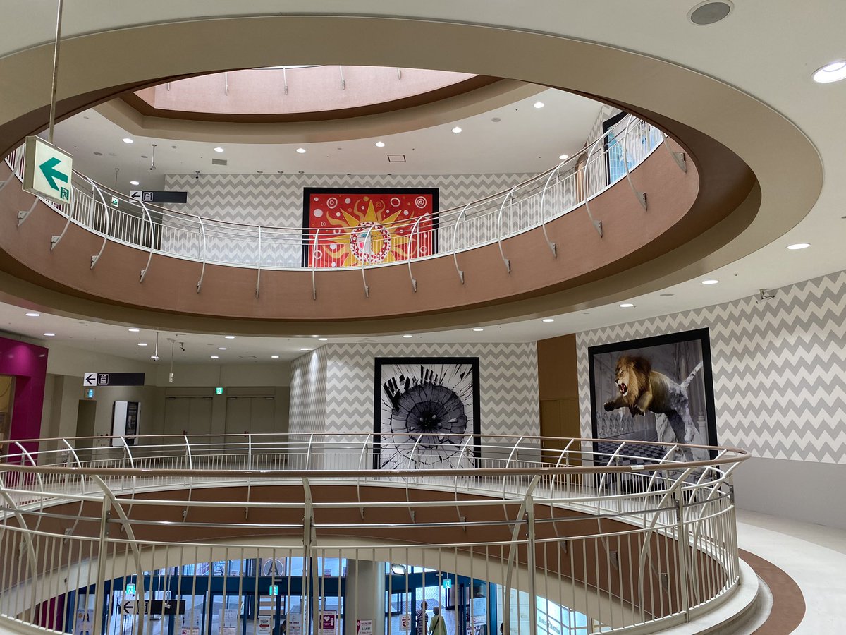 明るい廃墟 で知られた イオンモール名古屋みなと が閉店へ 周囲に競合が増えすぎた 夏暑く冬寒いから 逃走中やれば Togetter