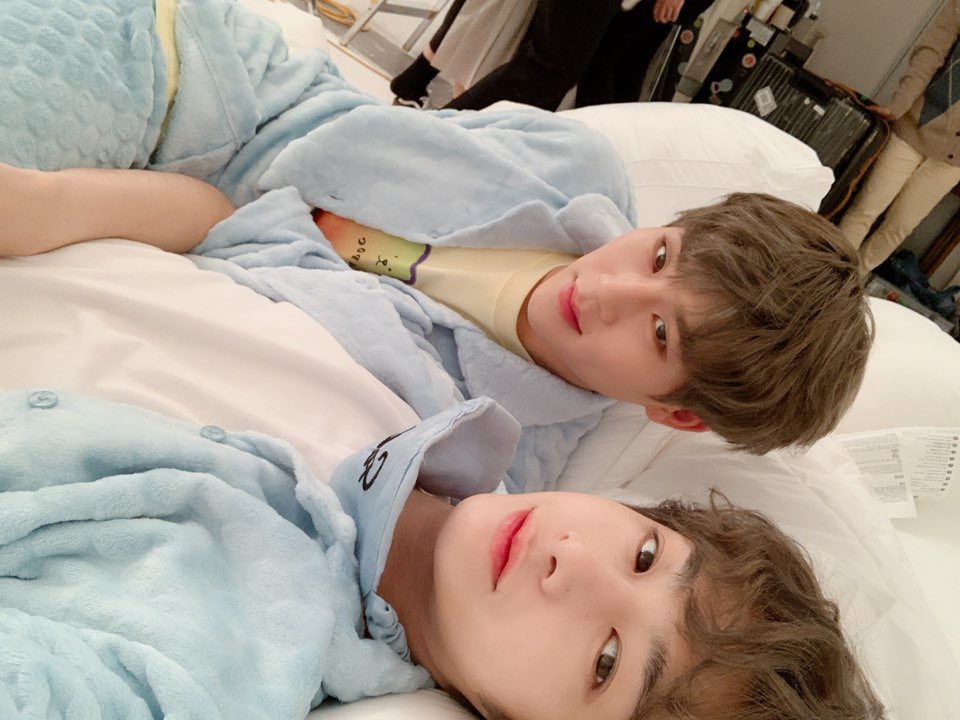 OfficialMONSTAX's tweet photo. [#형원] 쟈기야.항상 힘내고 열심히 해줘서 고마워.일이 많아서 안쓰럽기도 하지만 잘 버텨줘서 너무 대견하고 그러네.앞으로도 형처럼 동생처럼 친구처럼 잘 지내자.내가 엄청 사랑하고 아끼는거 알지? https://t.co/WZrLrVPmjf