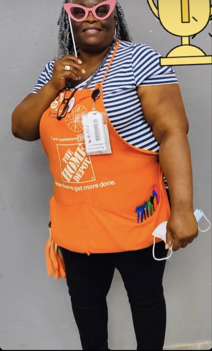 Congrats to Patricia F. on being my Cashier of the Week!!! Overall score was 100% LW! Way To Go!!! 🥇🏆 #THEGREAT163 #CAM