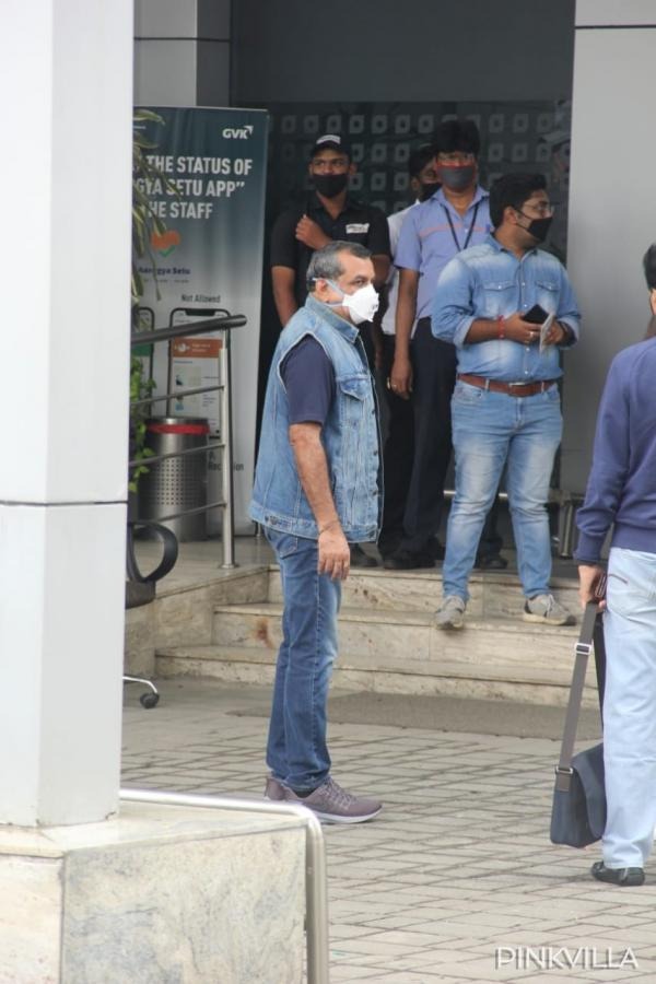 #ShilpaShetty, #PareshRawal and #Meezaan fly to #Manali to start shooting for #Hungama2 with <a href="/enthralaviation/">Enthral Aviation</a> on a #PrivateJet

<a href="/TheShilpaShetty/">SHILPA SHETTY KUNDRA</a> <a href="/SirPareshRawal/">Paresh Rawal</a> <a href="/MeezaanJ/">Meezaan</a> <a href="/priyadarshandir/">priyadarshan</a> <a href="/rtnjn/">Ratan Jain</a> <a href="/Tapish_me/">Tapish Khivensra</a>
