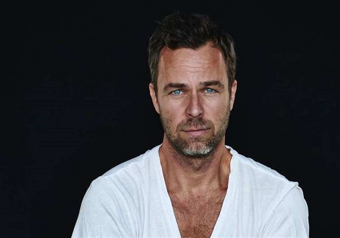 Photoshoot JR Bourne : 40€ + frais