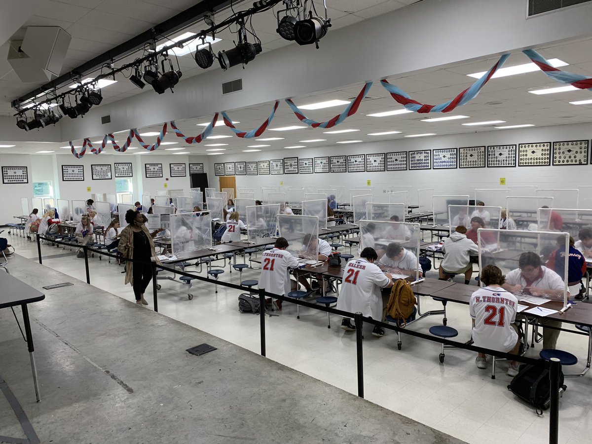 Thanks to Copiah-Lincoln Community College for visiting with our seniors today! <a href="/CopiahLincolnCC/">Copiah-LincolnCC</a> <a href="/CoLinRecruiter/">Co-Lin Recruiter</a>